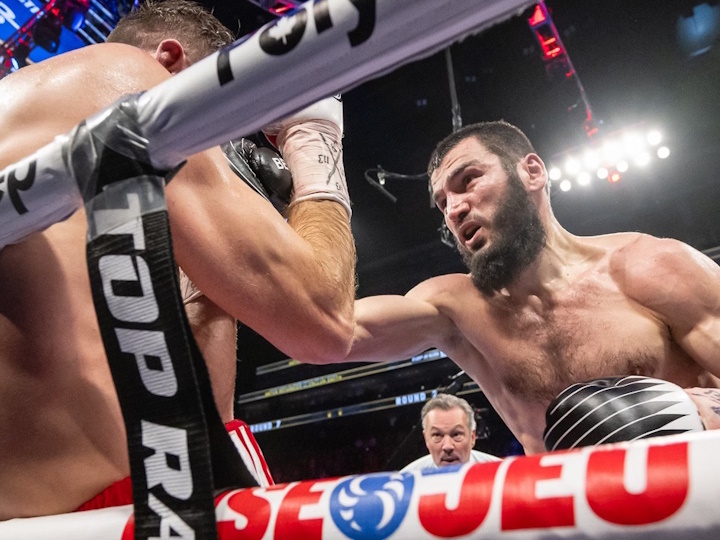https://wbcboxing.com/wp-content/uploads/2024/beterbiev-smith-fight-1.jpg