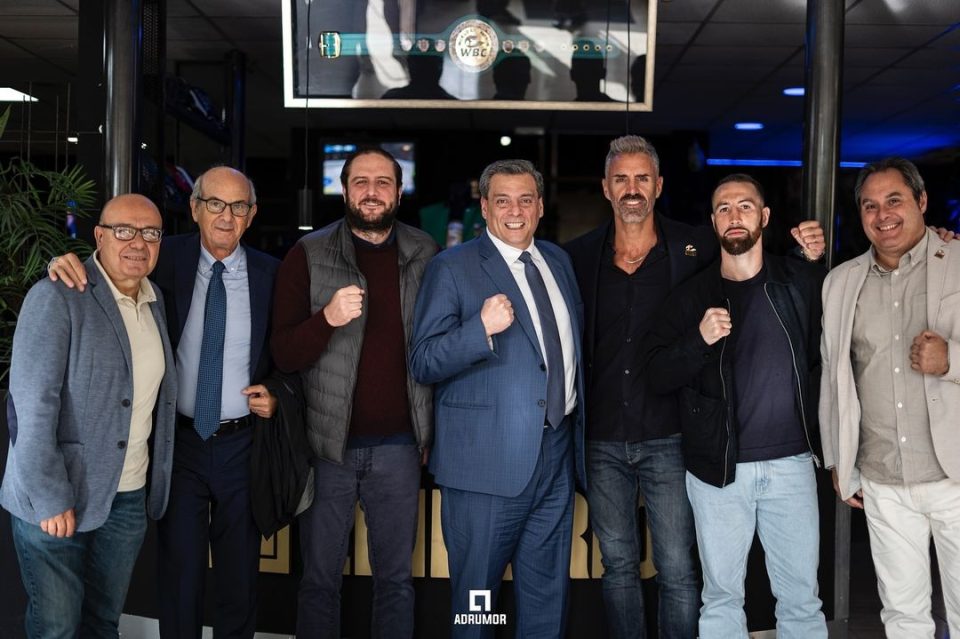 https://wbcboxing.com/wp-content/uploads/2024/emporio3-960x639.jpg