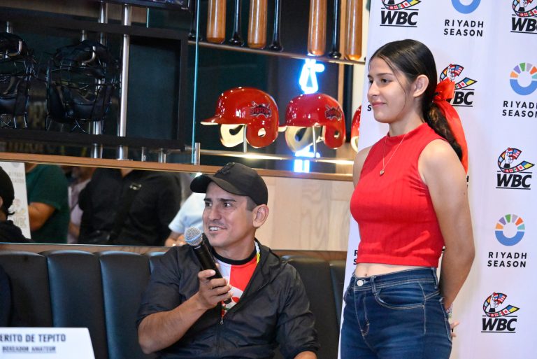 Yokasta Valle and Seniesa Estrada